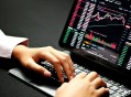 一家纳斯达克上市公司在公布10亿美元BNB代币购买计划后，其股价飙升超过100%